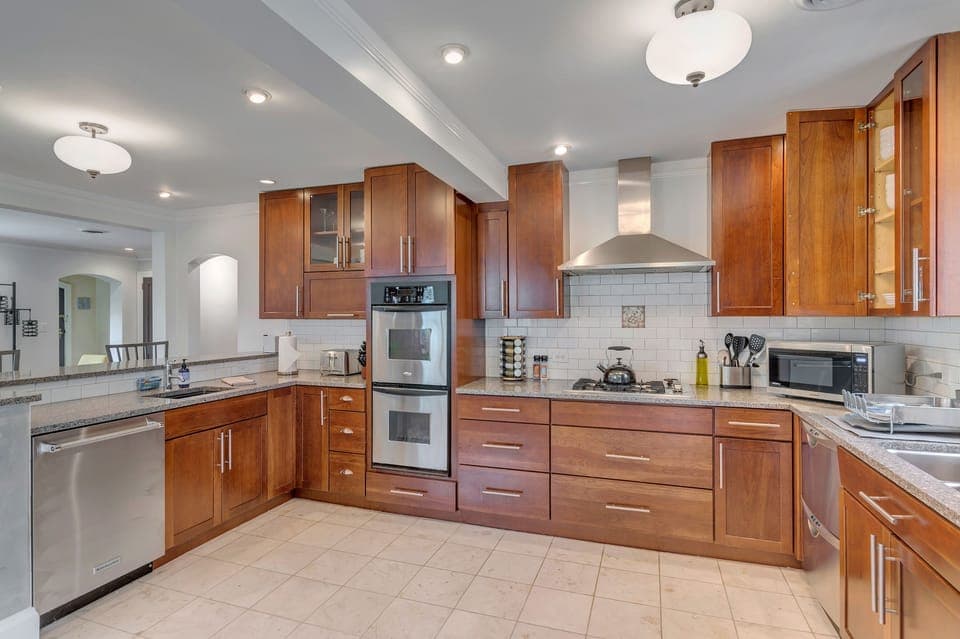 Main Level Kitchen 