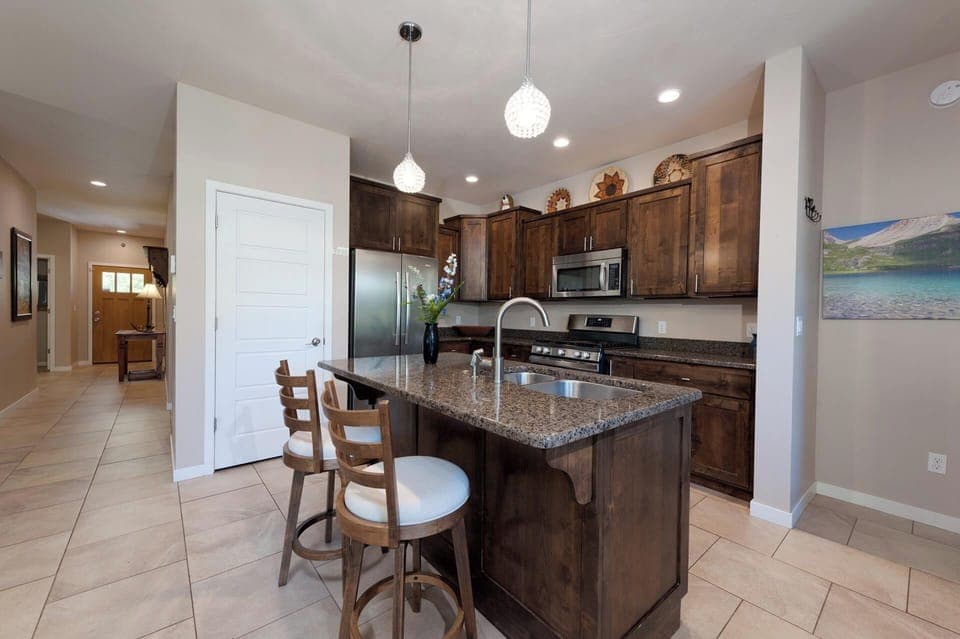 Fully Stocked Kitchen