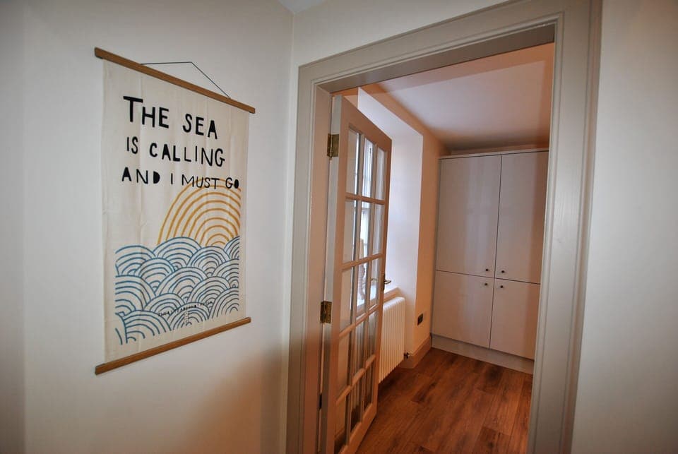 The sea is calling and I must god