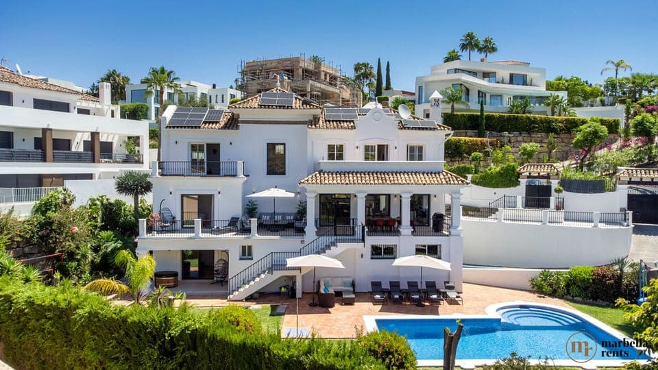 745309b5-63dc-4d93-8a33-6f301c6d2d83