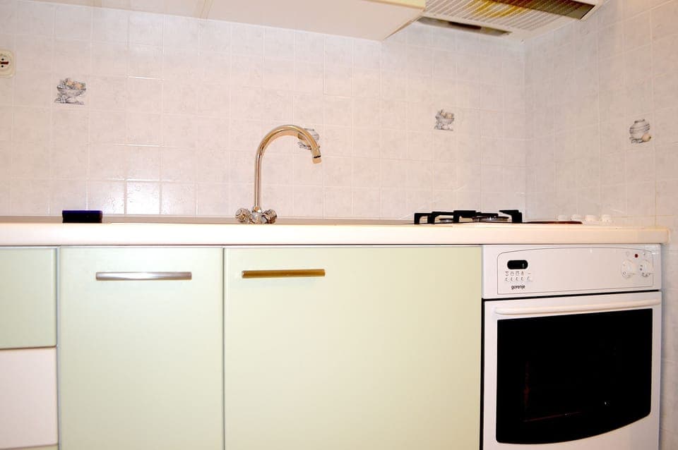 Kitchen 2