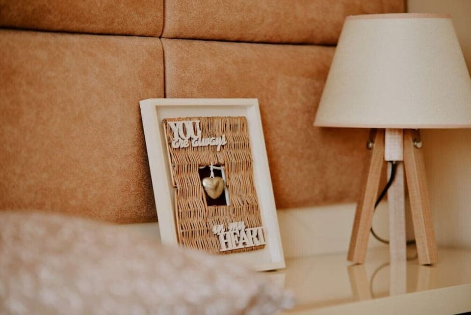 Bedroom 1 Details - Double room (King Size)