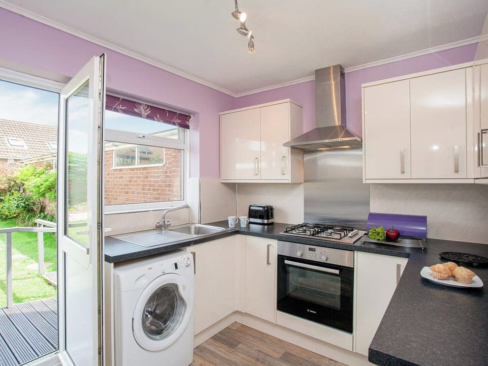 Kitchen | Hookhills Holiday Home, Paignton