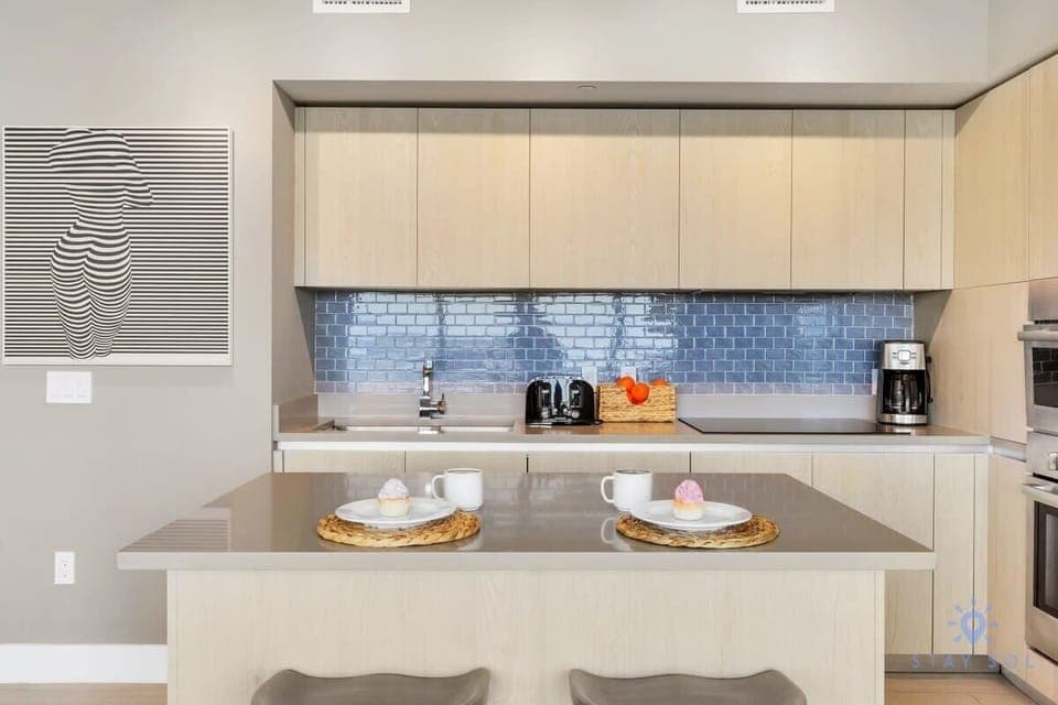 Fully-equipment kitchen