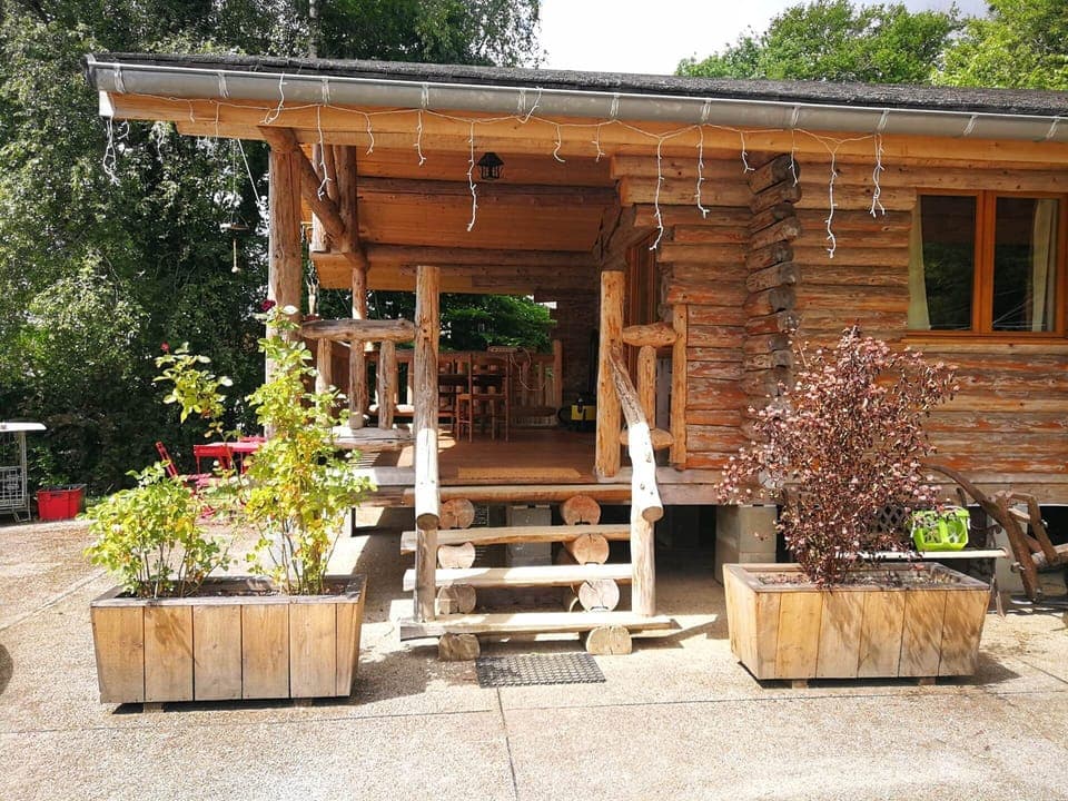 Chalet avec escalier