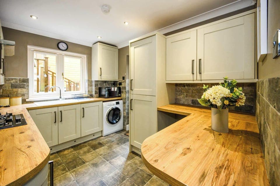 Full equipped kitchen