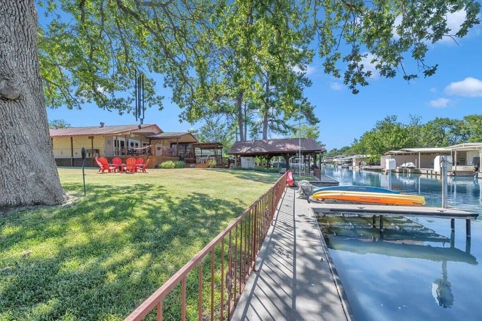 Welcome to La Vida Lago!