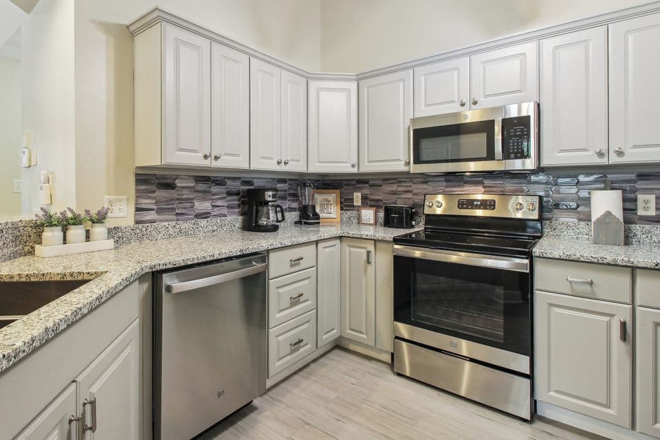 Kitchen | Coffee Maker | Dishwasher | Blender | Toaster