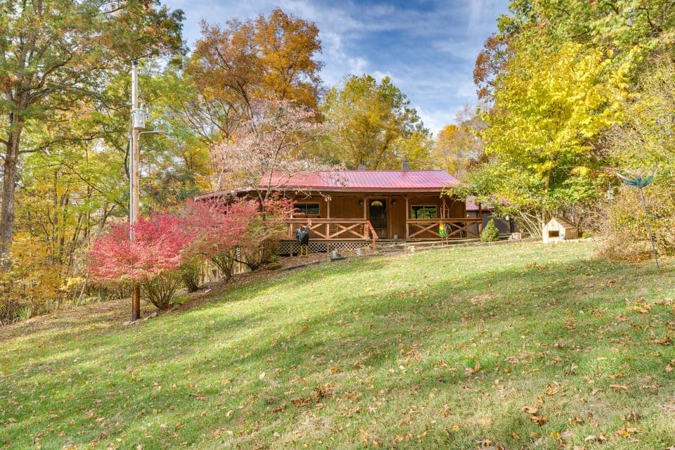 French lick Vacation Rental | 2BR | 1BA | Steps Required | 1,040 Sq Ft