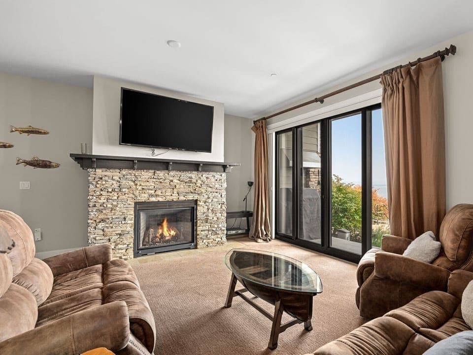 Townhome #606 - First Floor Living Space