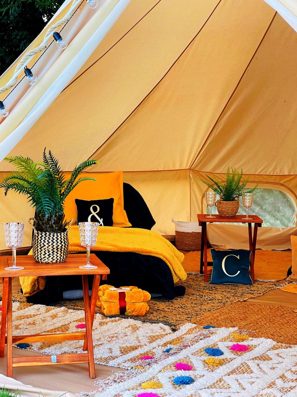 Cayo ~ retreat interior luxury bell tent 