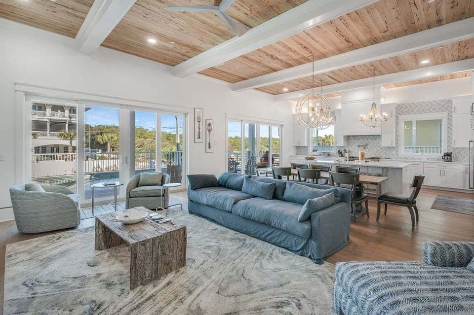 Living room overlooking the pool