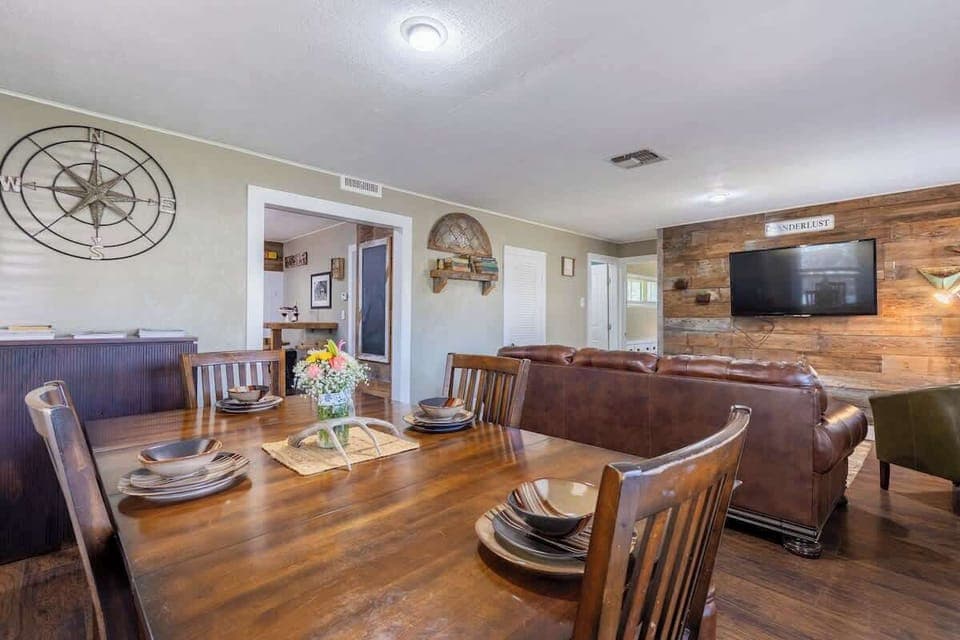 River Haus Dining Area