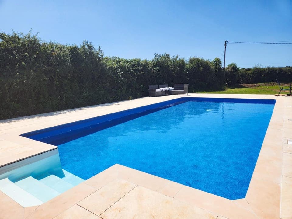 Bay View - 1 Bed Suite - Ocean Breeze - Port Eynon (3487)