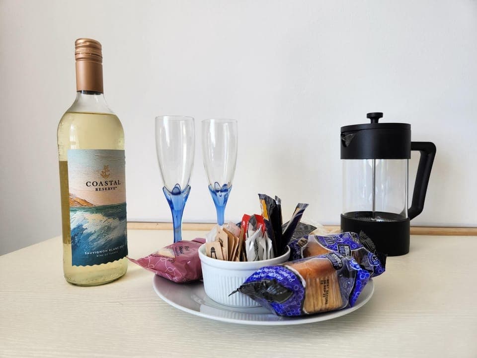 Bay View - 1 Bed Suite - Ocean Breeze - Port Eynon (3481)