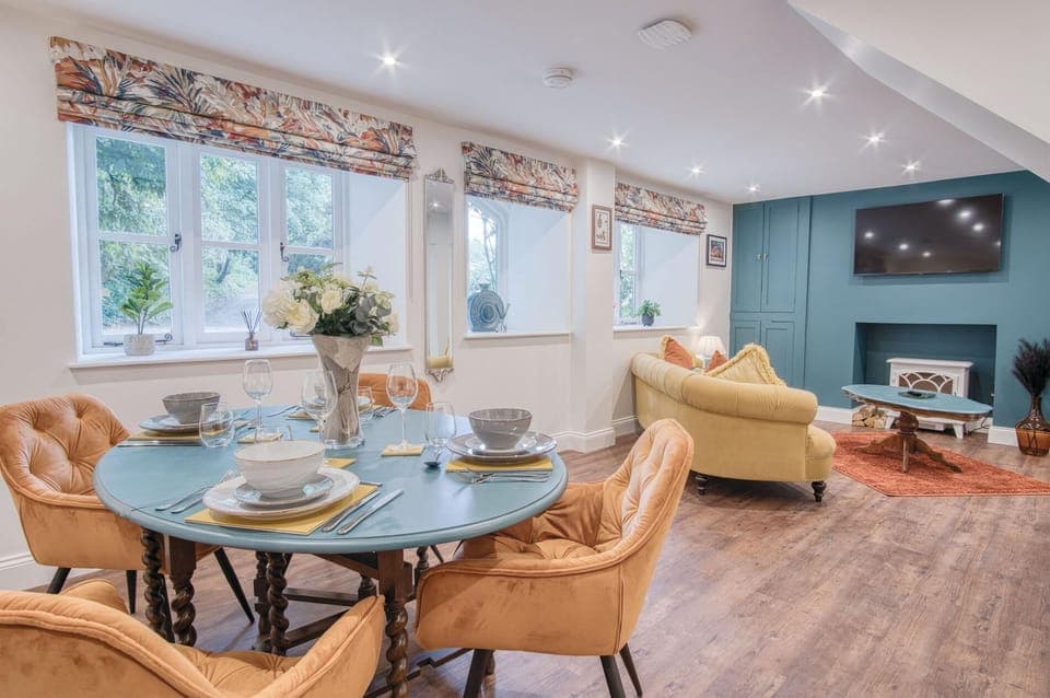 The Lodge - 2 Bedroom Cottage - Princes Gate (16550)