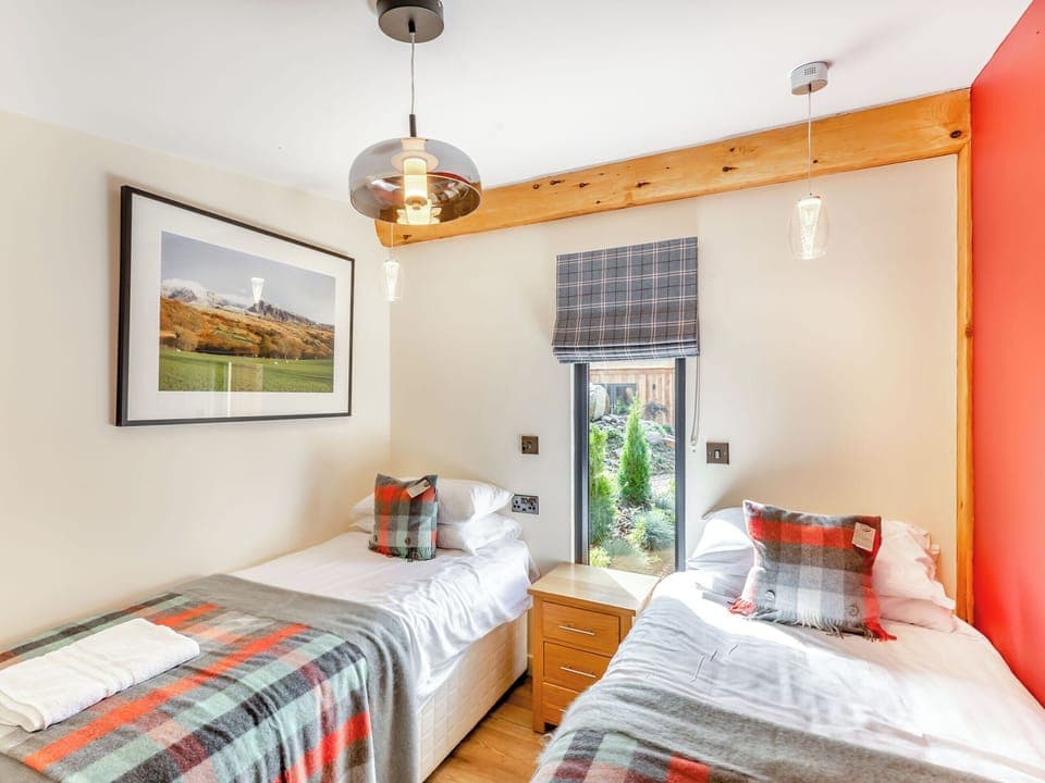Twin bedroom | Pansi - The Secret Garden, Llagadfan, Welshpool