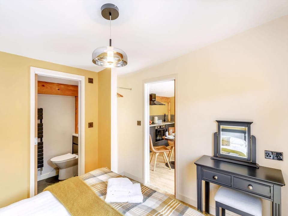 Double bedroom | Rhosyn - The Secret Garden, Llagadfan, Welshpool