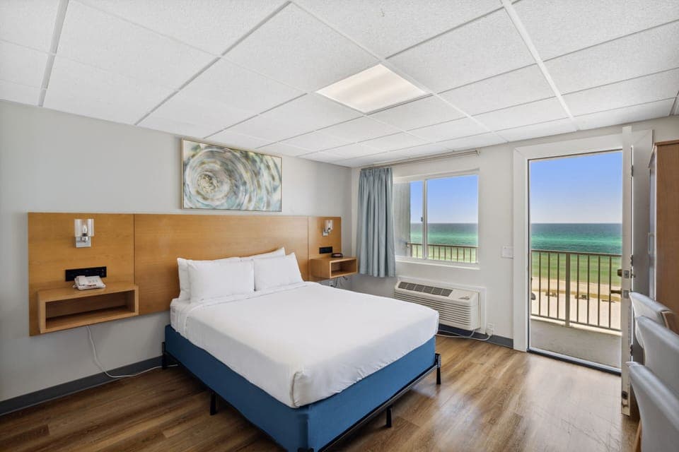 Unit with 2 Queen size beds