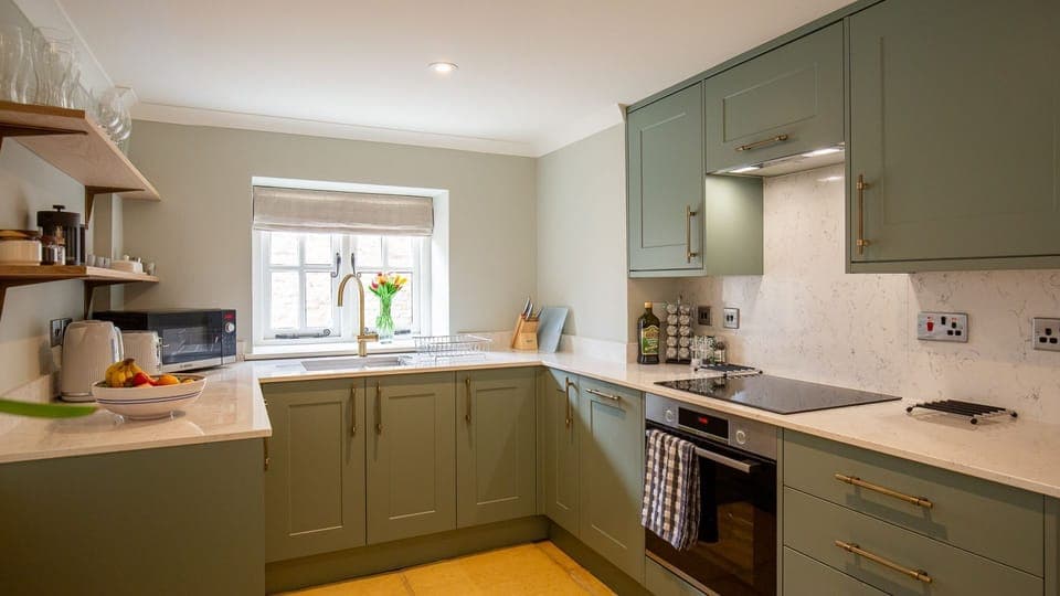 Kitchen, The Roost at Coln, Bolthole Retreats