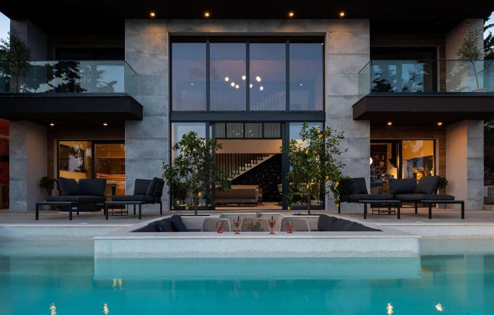 pool