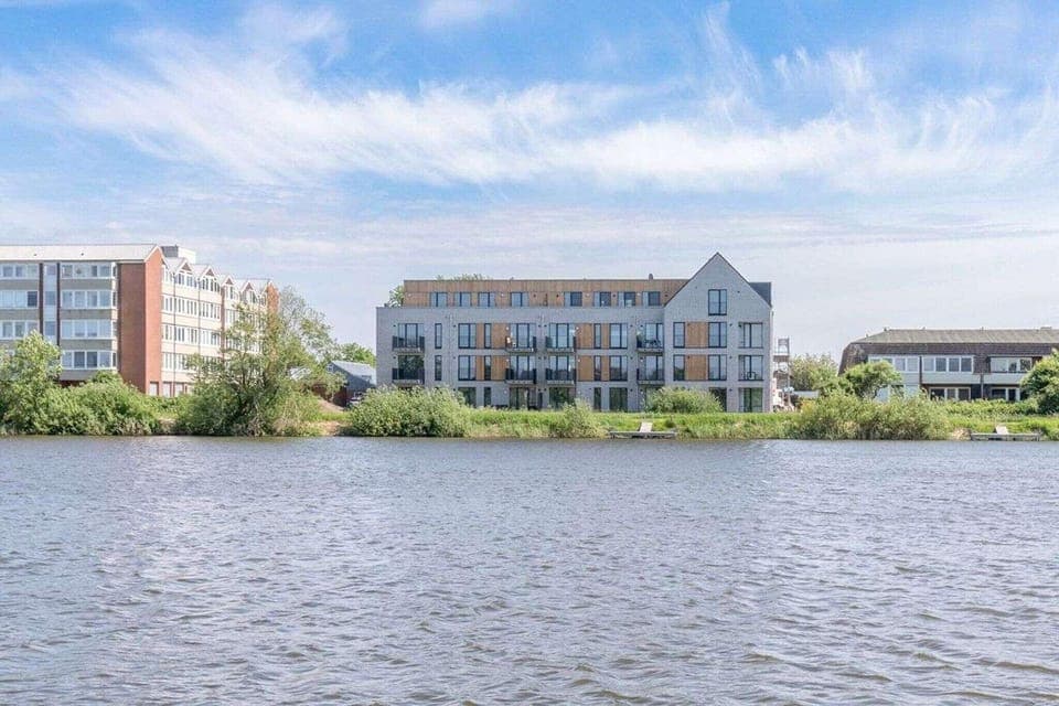 Immediate Surroundings [summer] (<1 km)