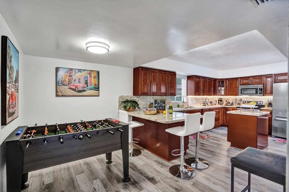 Prepare gourmet meals in style and challenge your friends to an epic Foosball tournament in our spacious and aesthetically pleasing kitchen.