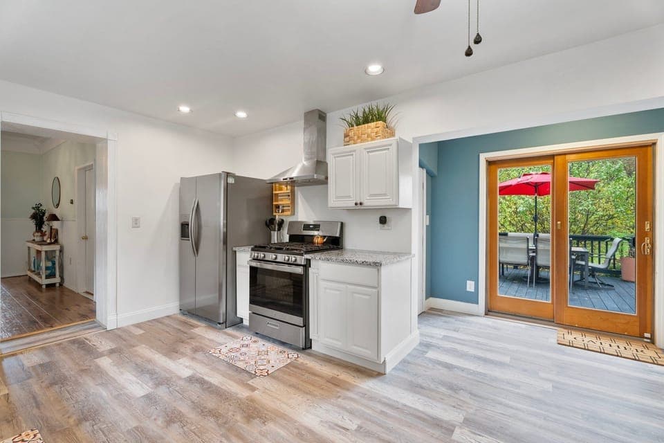 Cayuga Breeze kitchen:  Enter off dining room to spacious fully stocked kitchen.