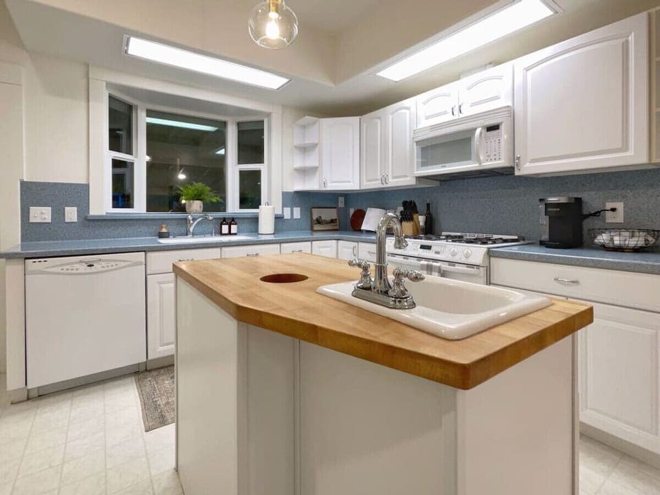 Large kitchen - stocked and equipped for cooking