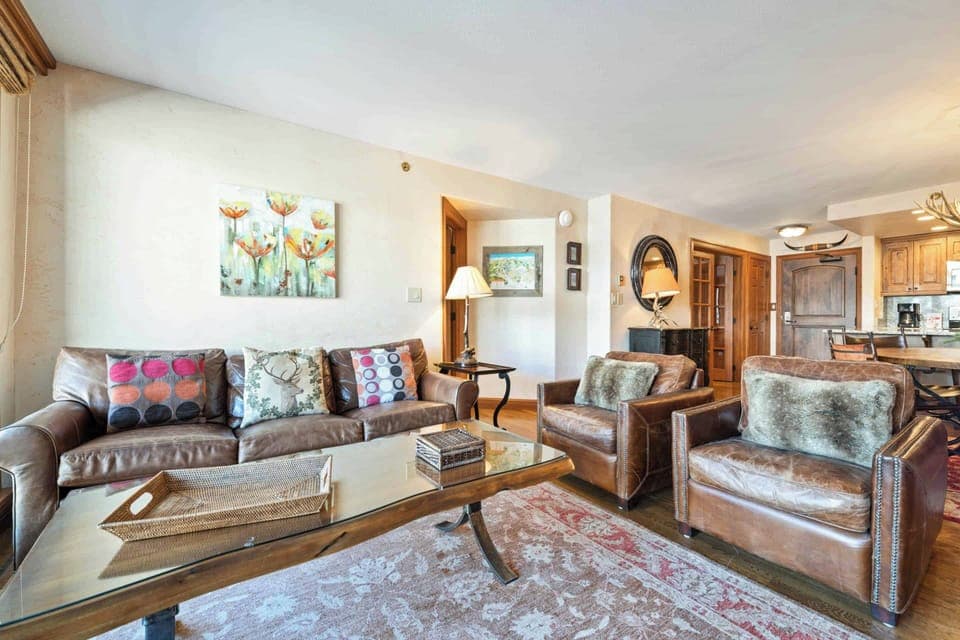 1685569930437-1741-1