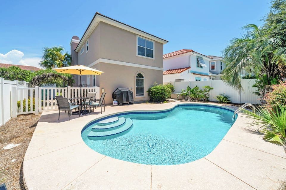 Welcome to Coastal Cabana - Private pool