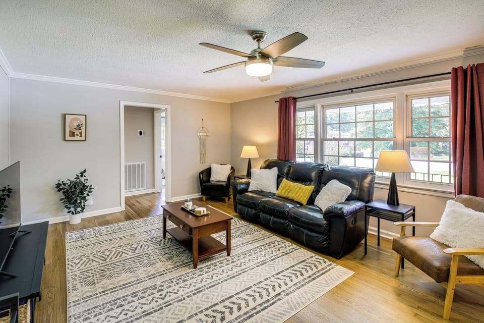 Knoxville Vacation Rental | 3BR | 2BA | 1,525 Sq Ft | 2 Steps to Enter