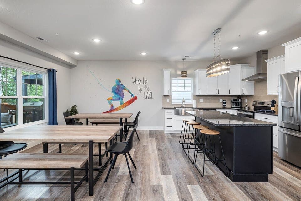 Wake up at Lakeside-Welcome