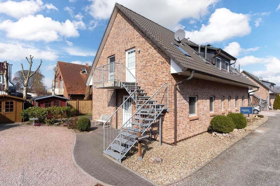 Holiday Home Exterior [summer]