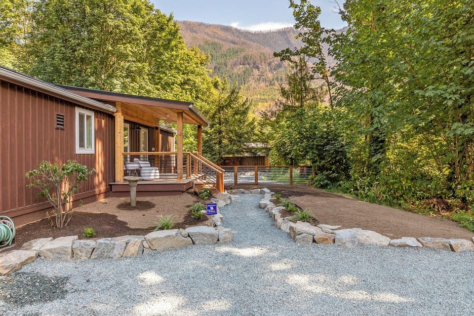 View of the mountains right when you arrive