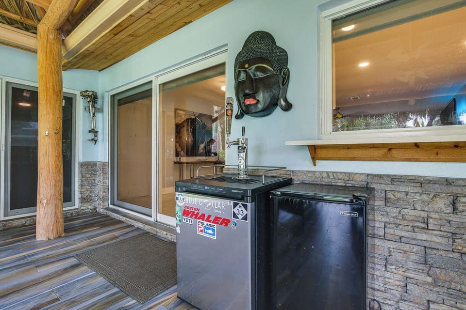 Covered Patio Area | Tiki Bar