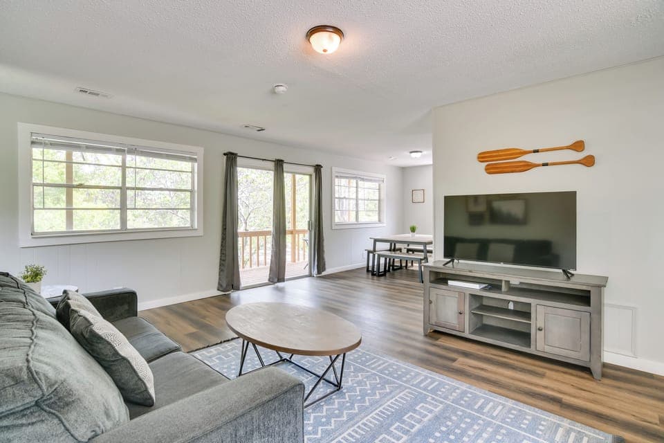 Kimberling City Vacation Rental | 2BR | 2BA | Stairs Required | 1,150 Sq Ft