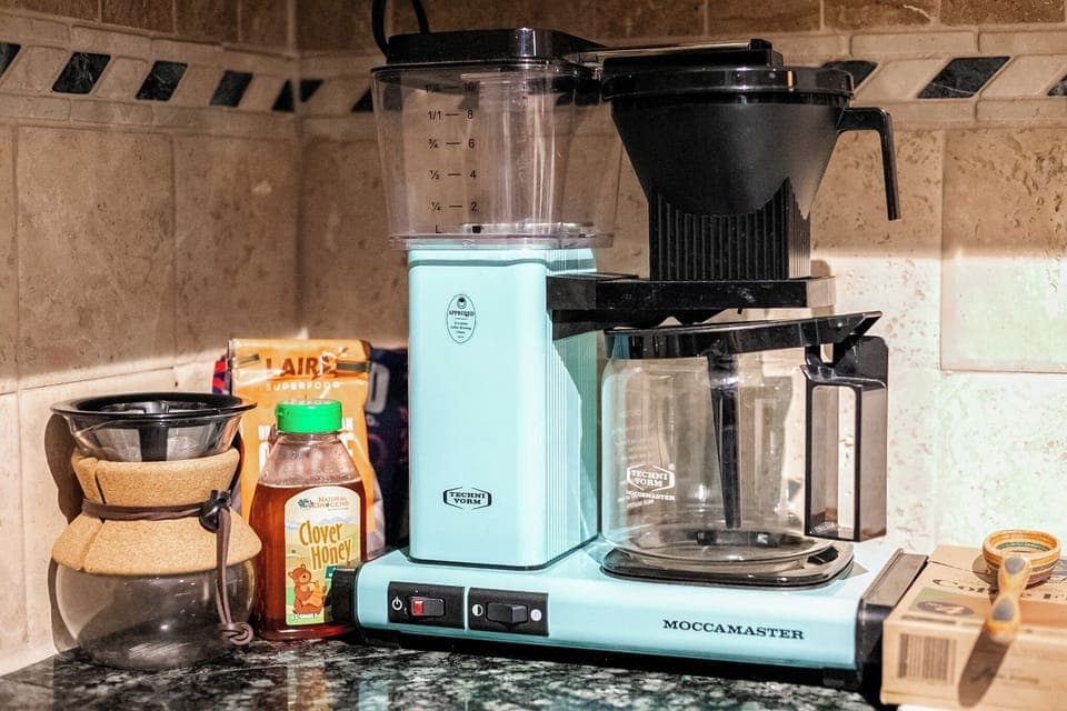 Mocha Pot and coffee provided.