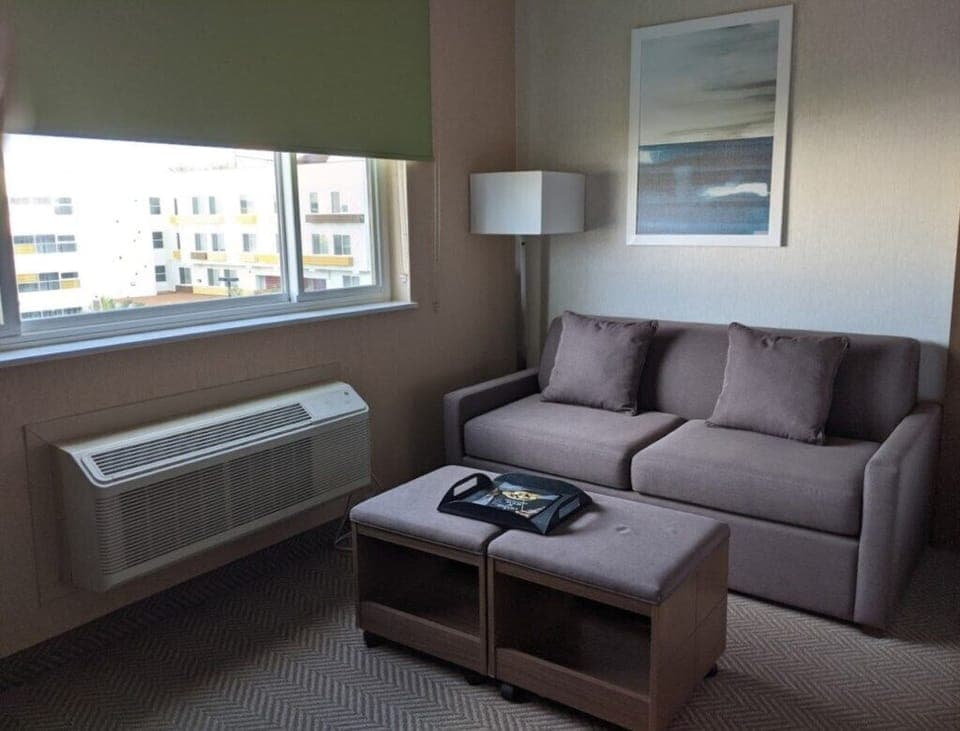 ClubWyndhamAnaheim_a5