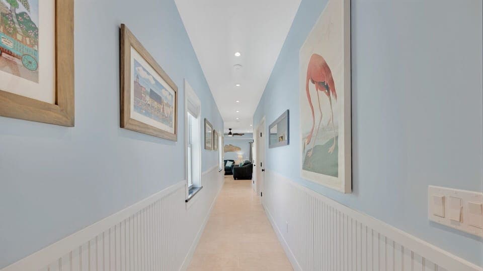 The Duchess's downstairs hallway...