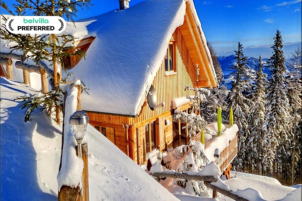 Holiday Home Exterior [winter]