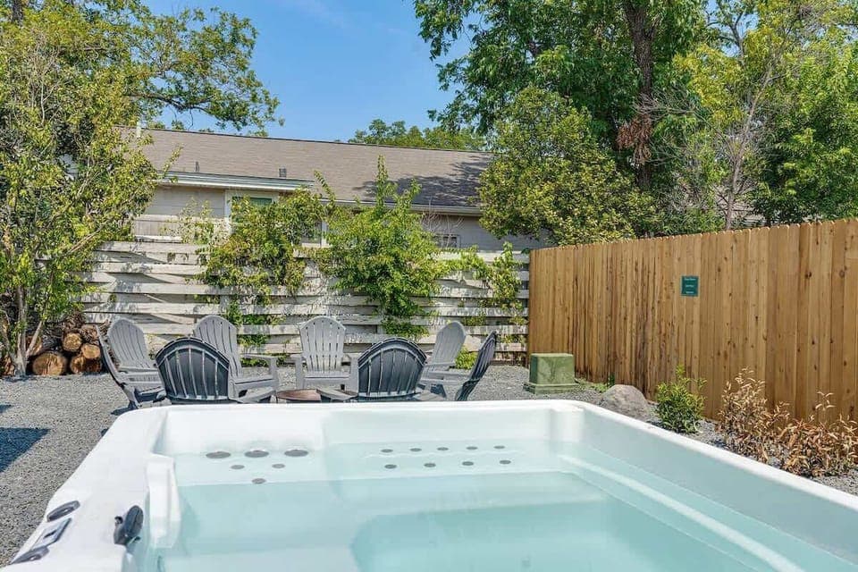 Unwind in the hot tub at Rose'
