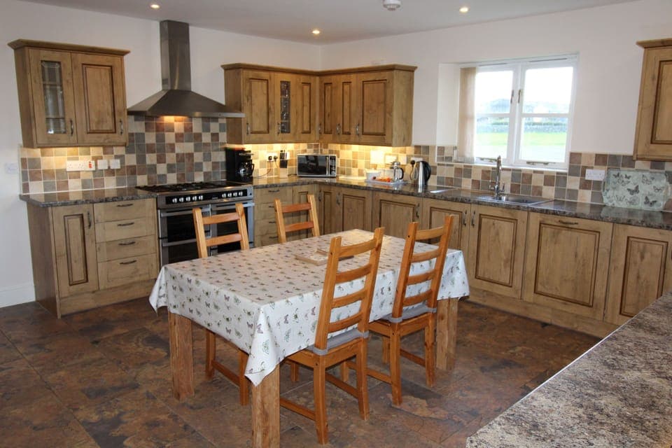 Wheatlands Cottage - Kitchen