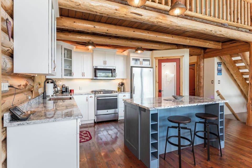 Two bar stools, perfect for breakfast