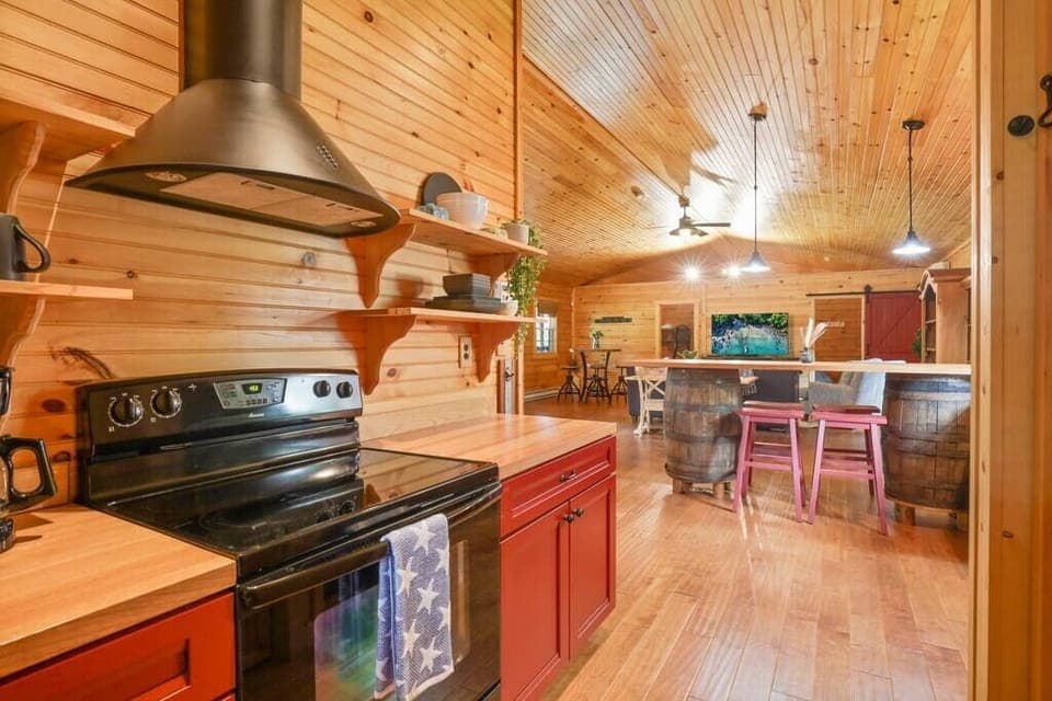 Fully equipped kitchen