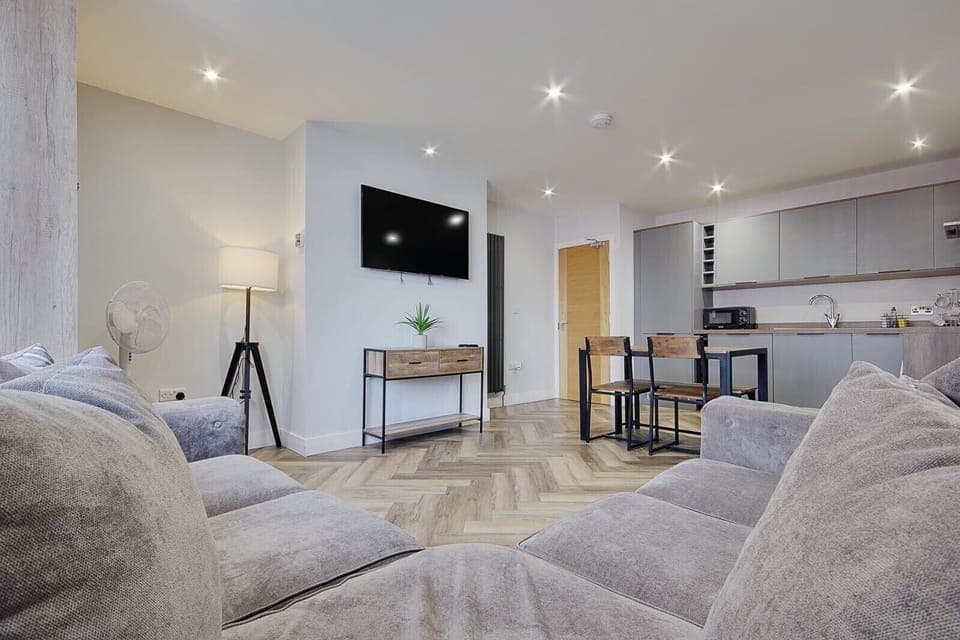 Living Room / Lounge