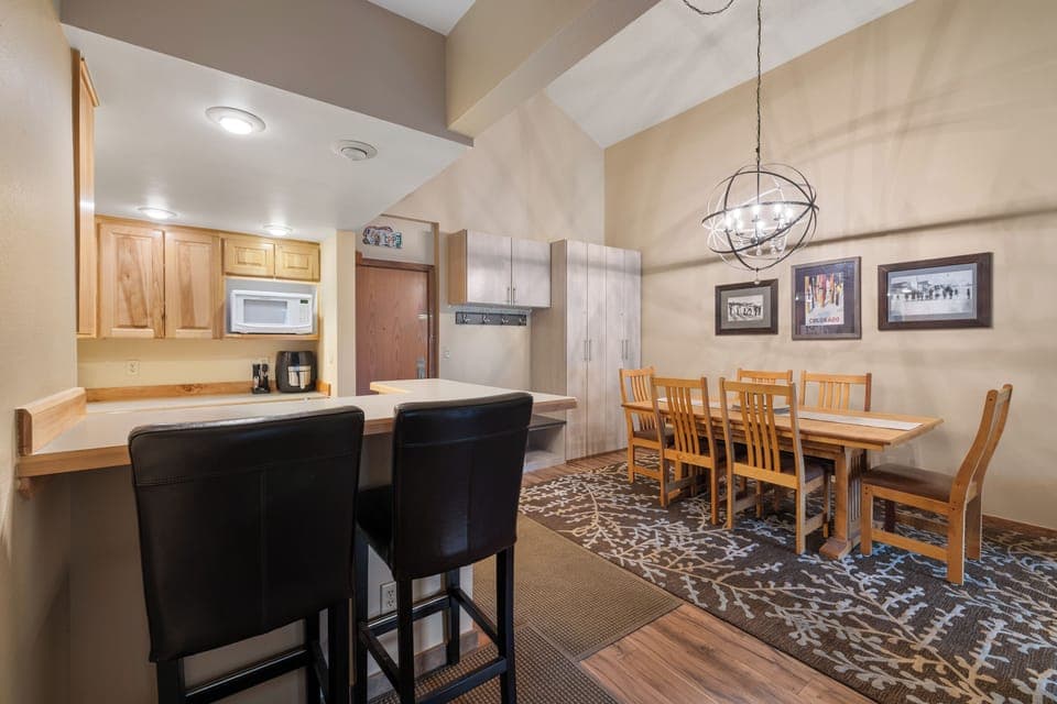 lens-collective-real-estate-photography-services-154-wheeler-place-unit-300-copper-mountain-colorado-80443-24