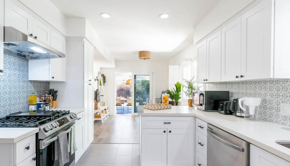 Sleek. Shiny. Stocked. Ready for your inner foodie to shine. #travelsgvcertified