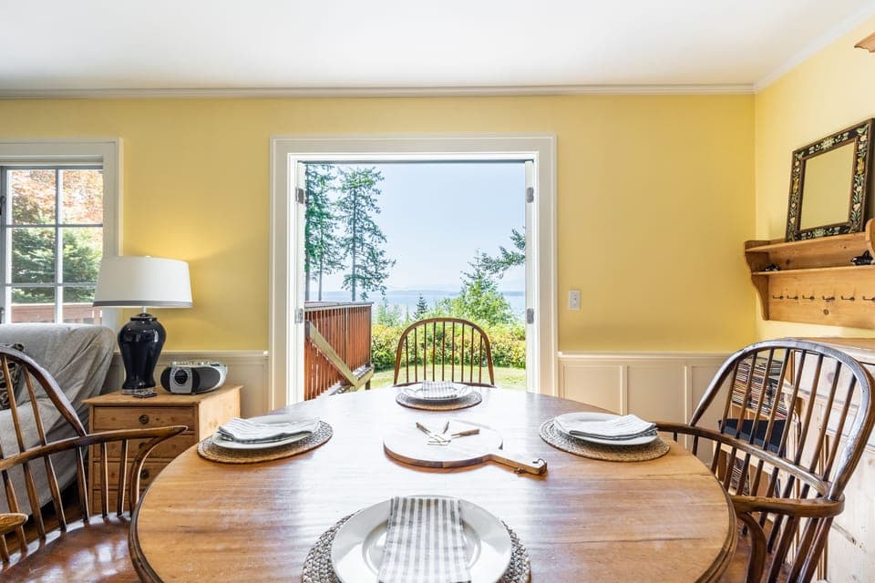 Where the view enhances the flavors on your plate.