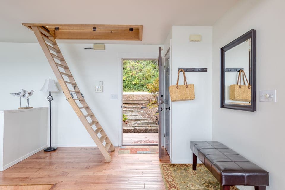 Stairway access to the loft.